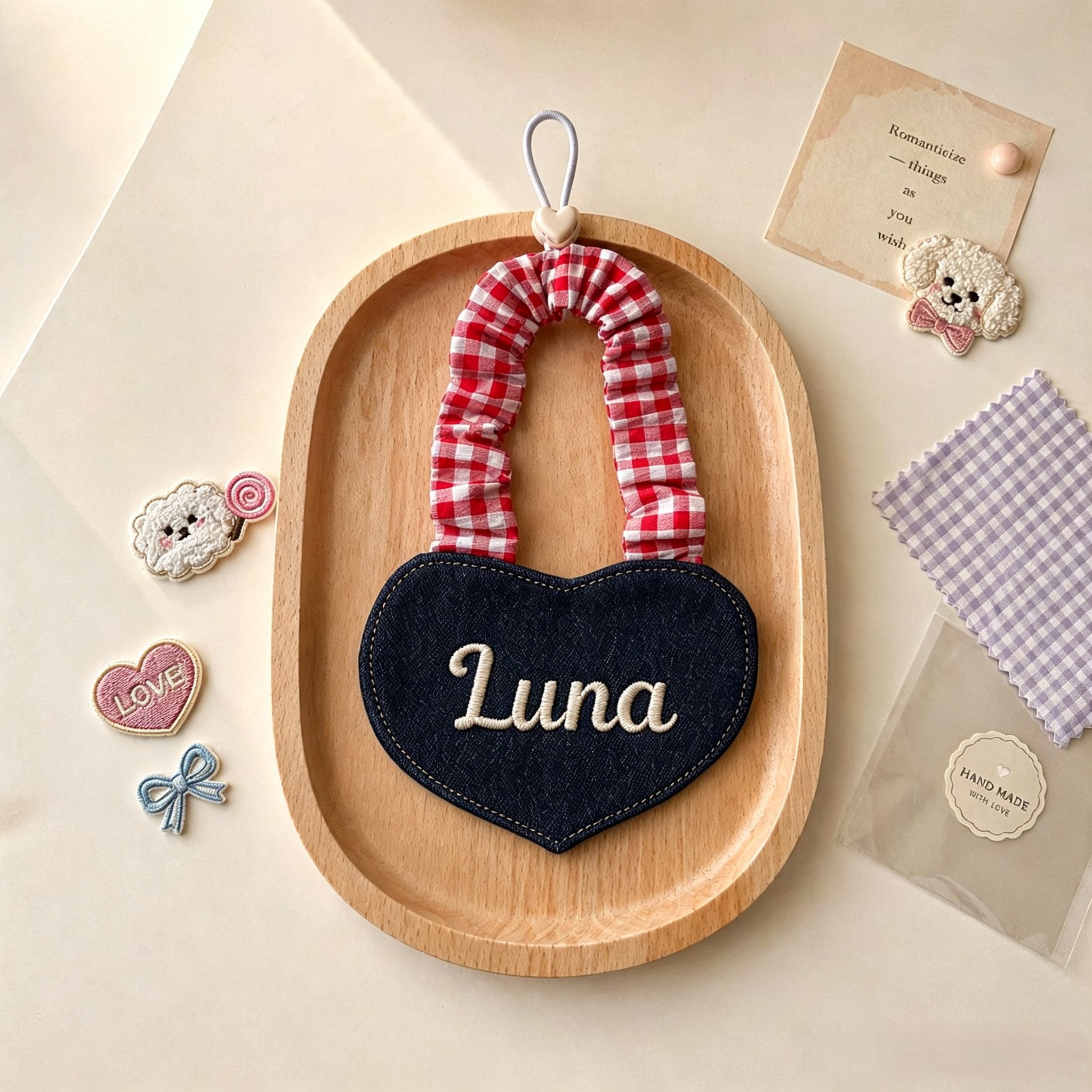 Personalized Embroidered Heart-Shaped Pet Bib | inAccs66