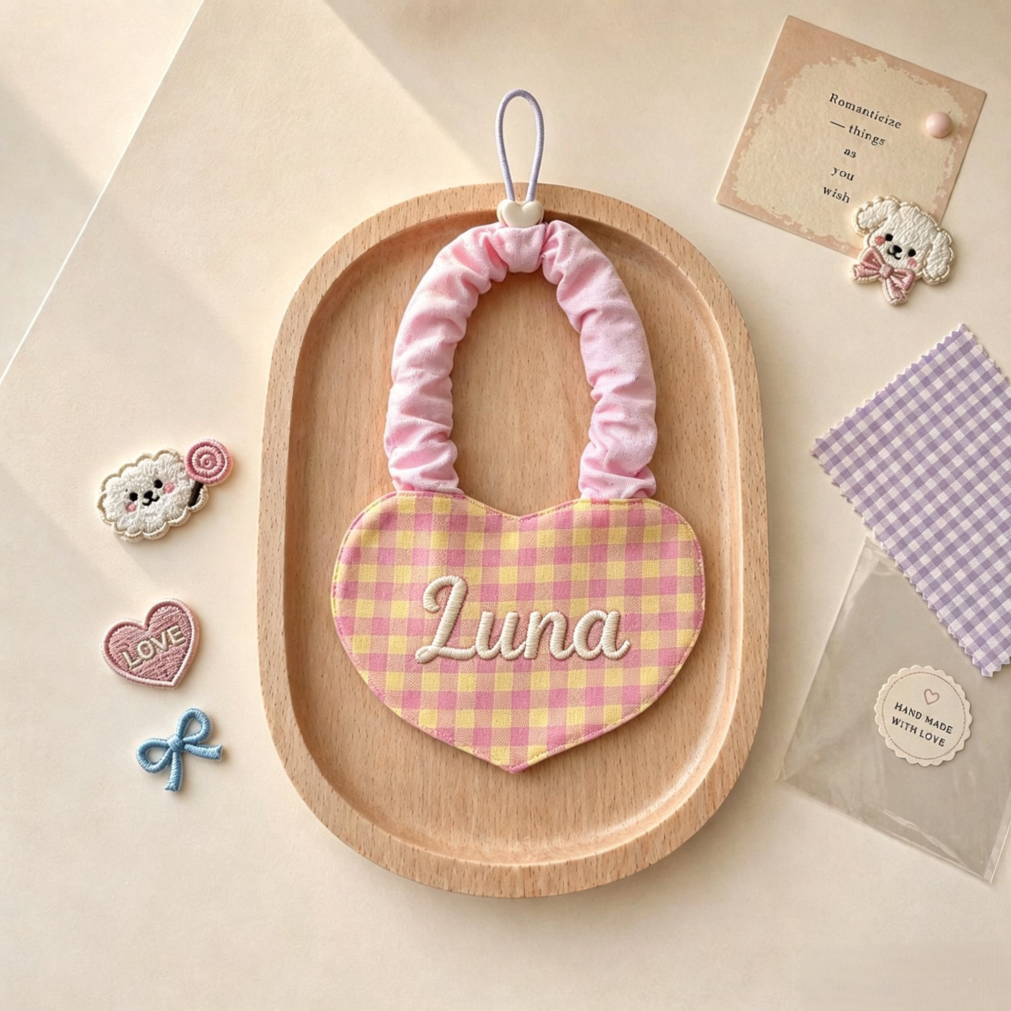 Personalized Embroidered Heart-Shaped Pet Bib | inAccs66