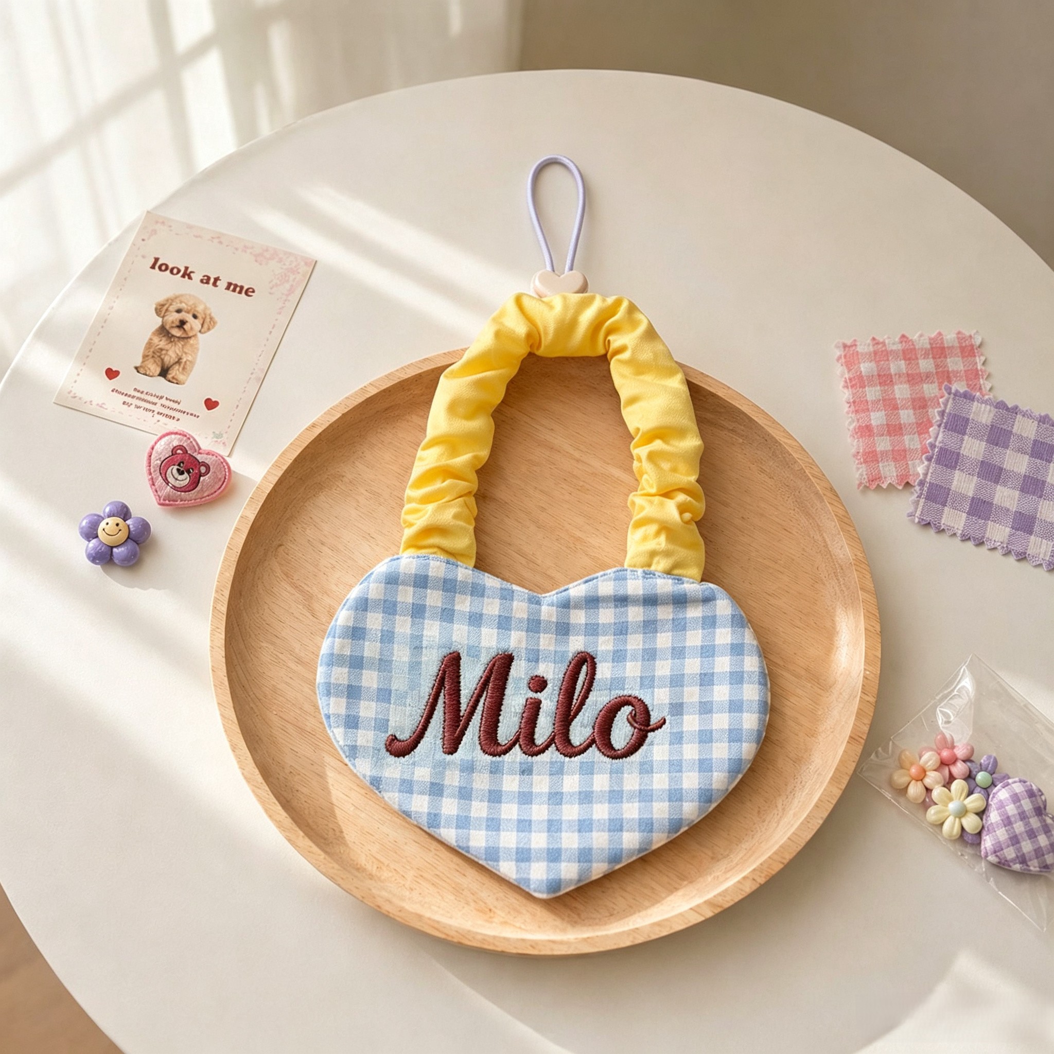 Personalized Embroidered Heart-Shaped Pet Bib | inAccs66