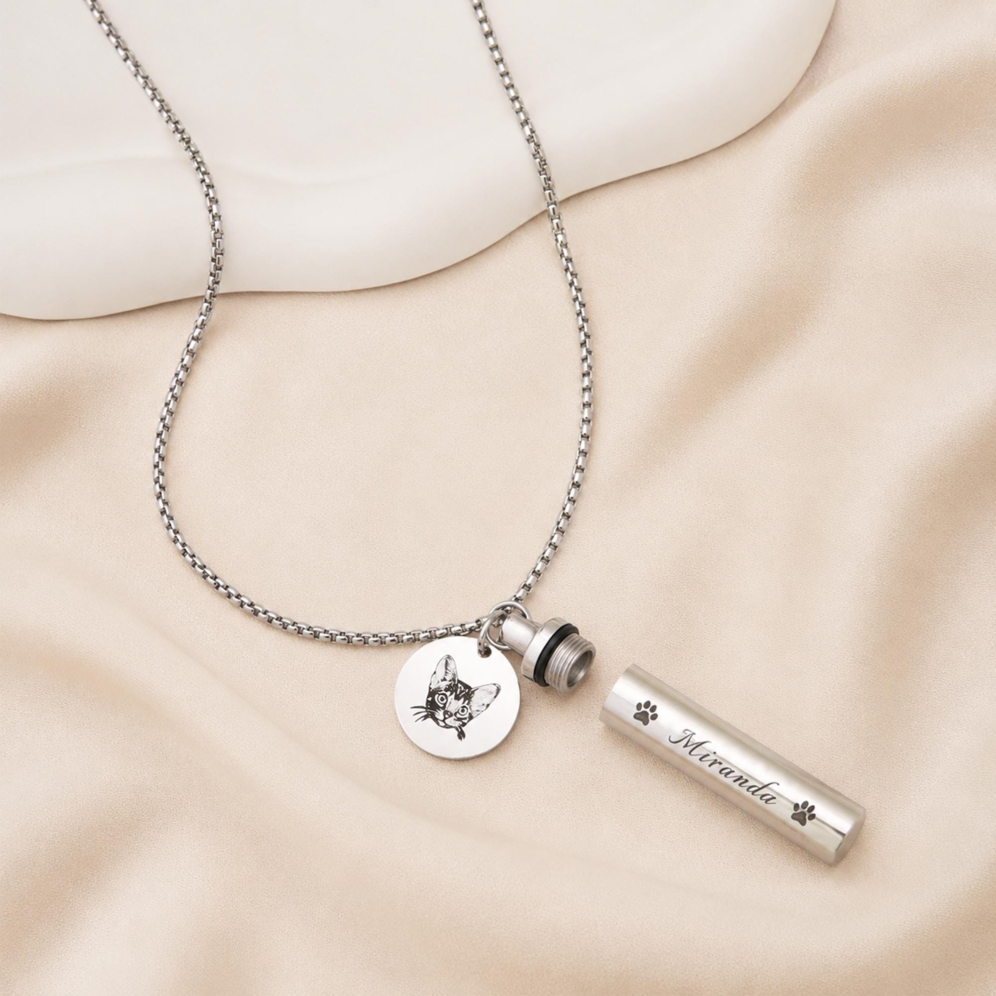 Personalized Name Pet Portrait Commemorative Necklace | inAccs65