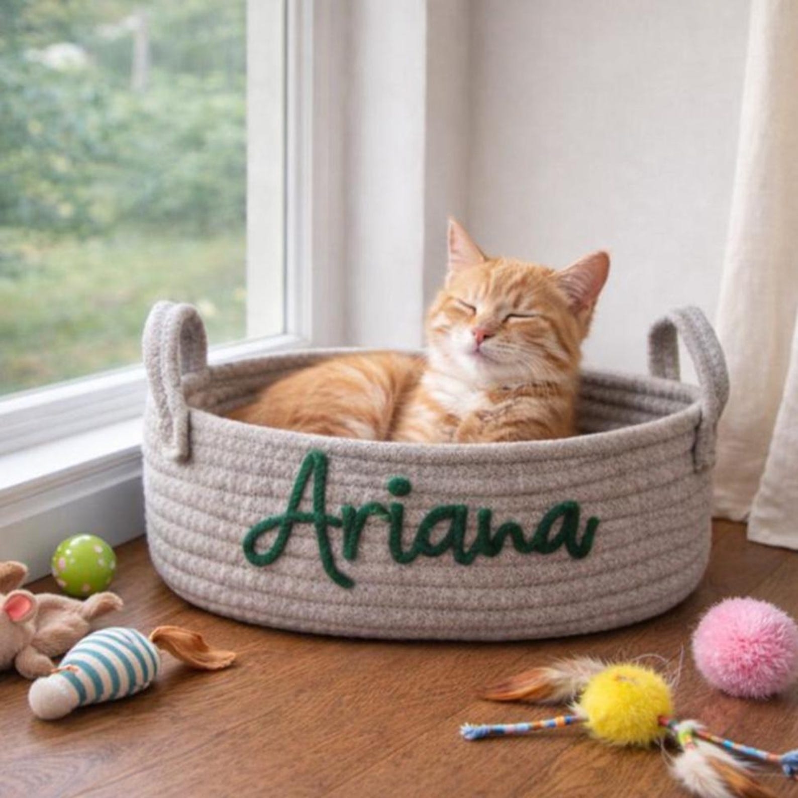 Personalized Handmade Embroidered Pet Storage Basket | inToy03