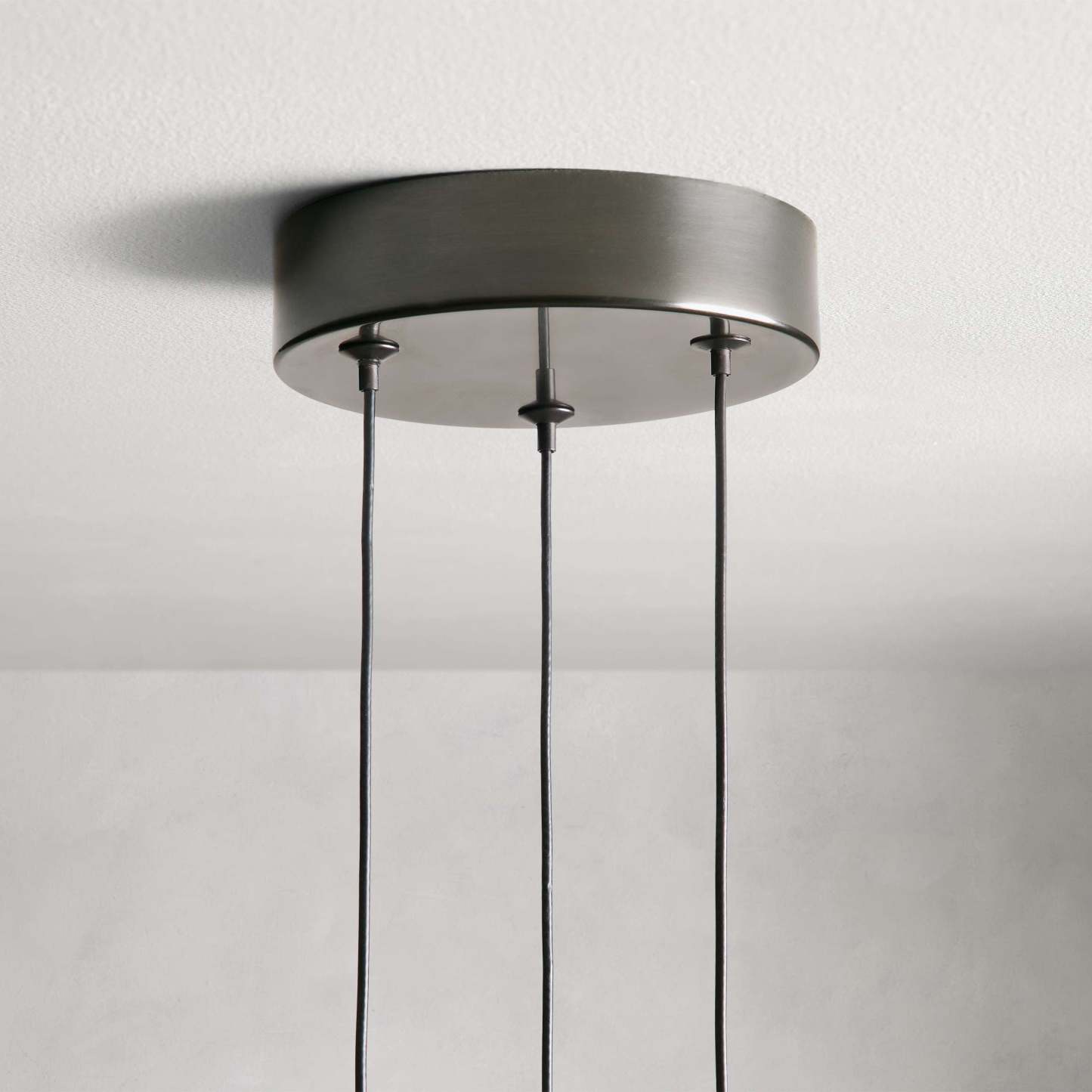 Solitaire Pendant Light-VaseLamps