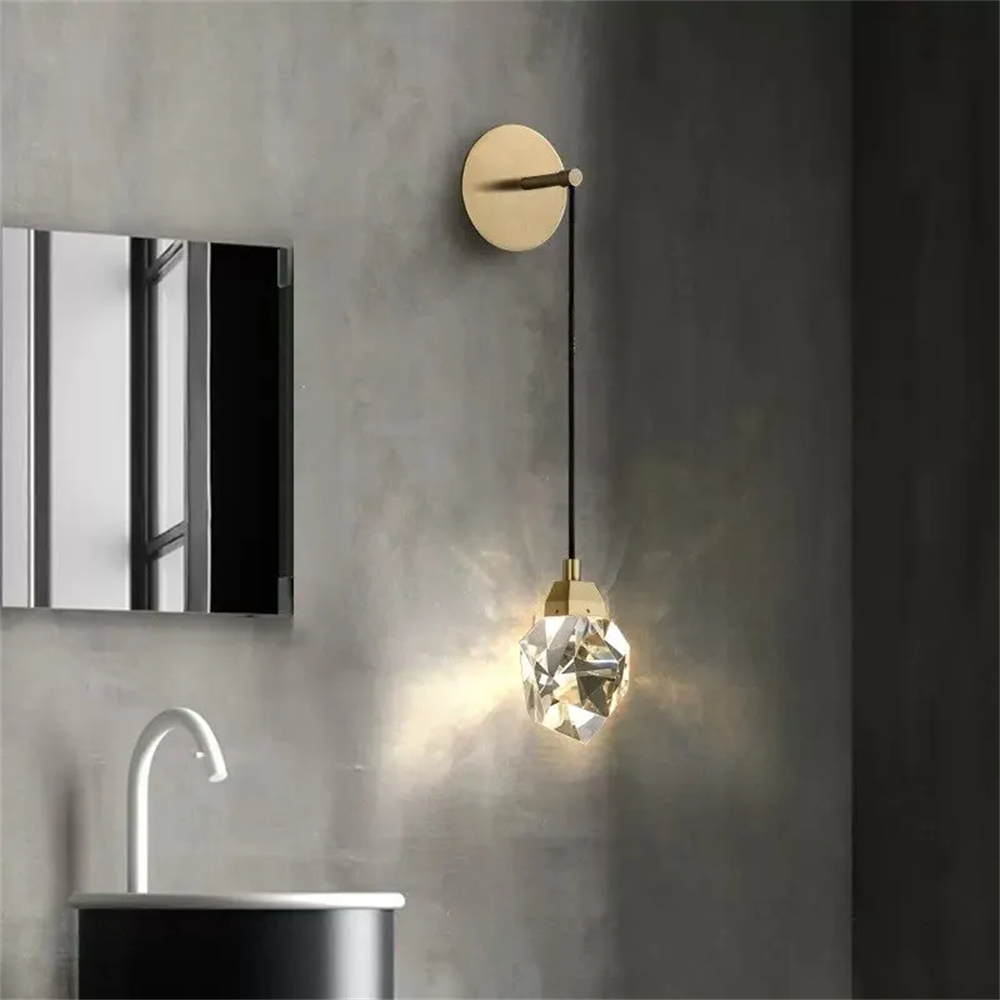 VASELAMPS - Faceted Crystal Prisms Wall Sconce - Cord-VaseLamps