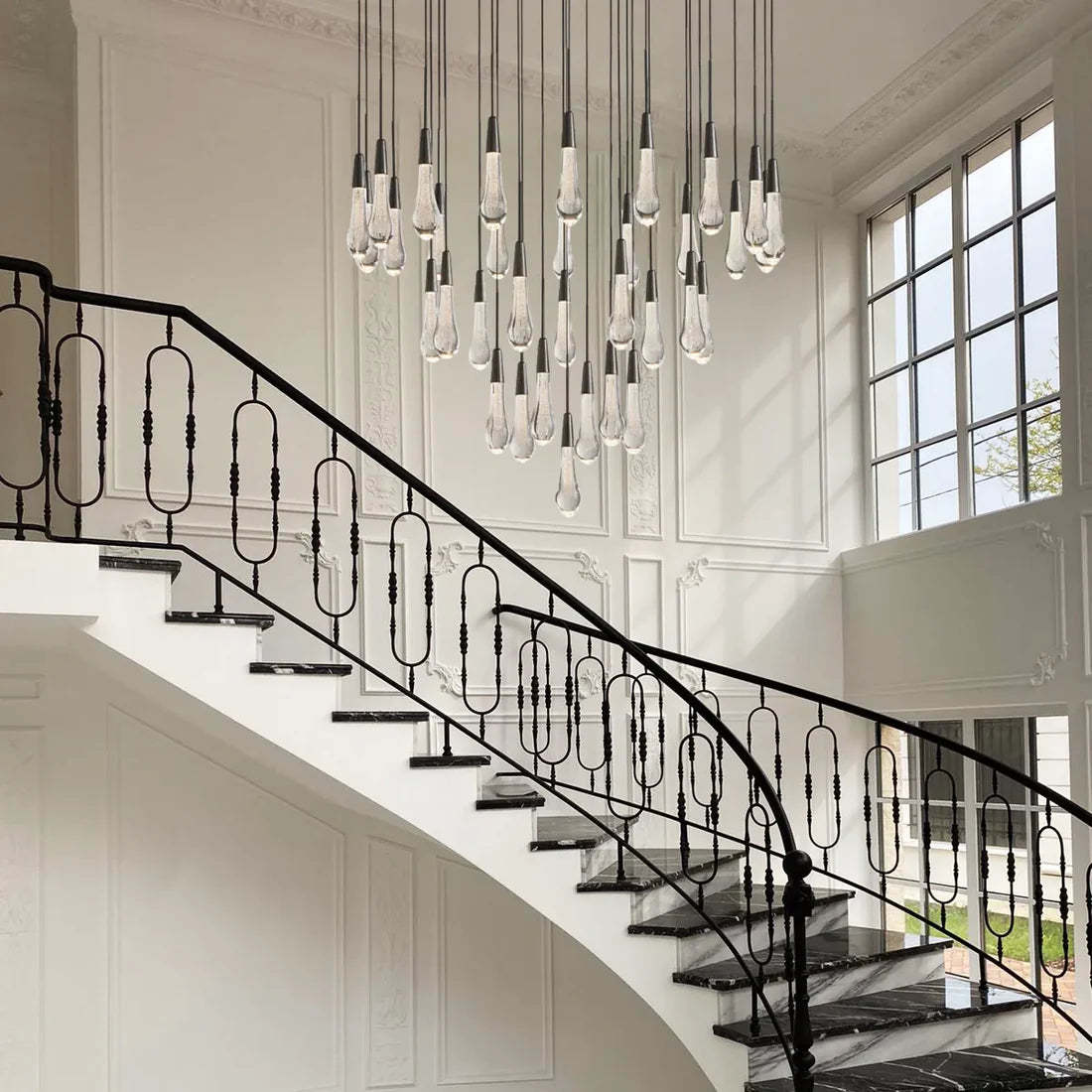 Solitaire Round Chandelier-VaseLamps