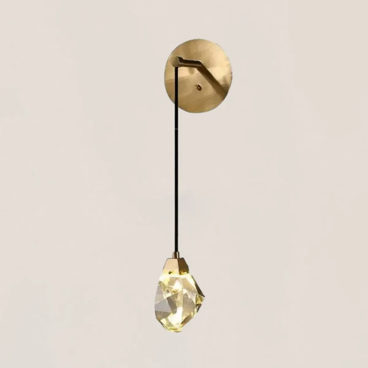 VASELAMPS - Faceted Crystal Prisms Wall Sconce - Cord-VaseLamps