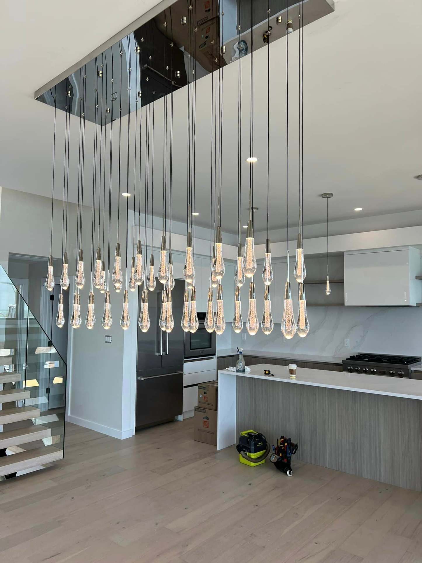 Solitaire Linear Chandelier-VaseLamps