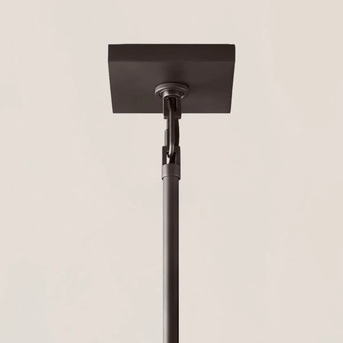 Beckman Modern Round Chandelier-VaseLamps