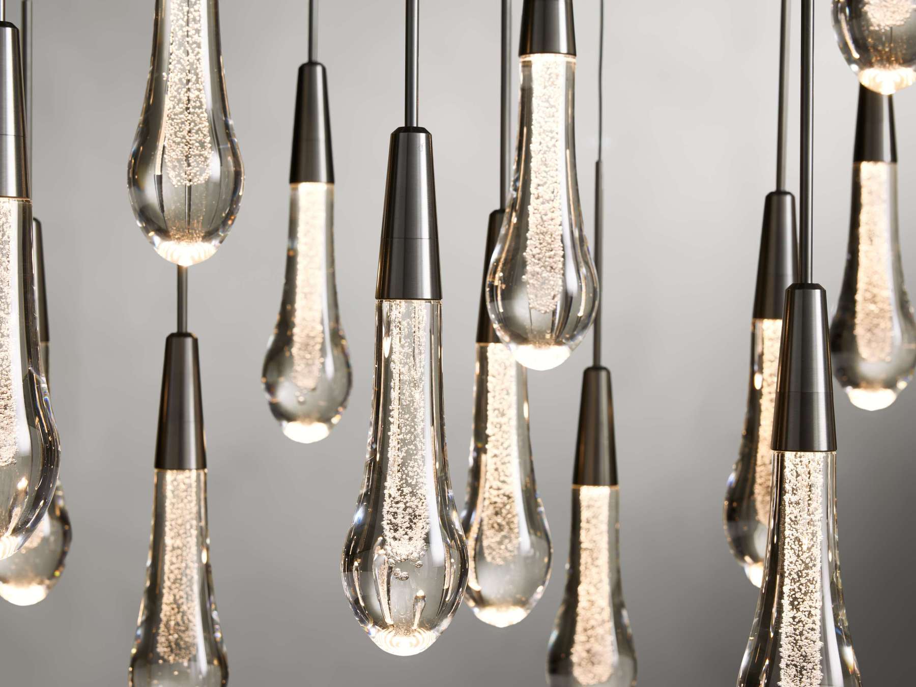 Solitaire Linear Chandelier-VaseLamps