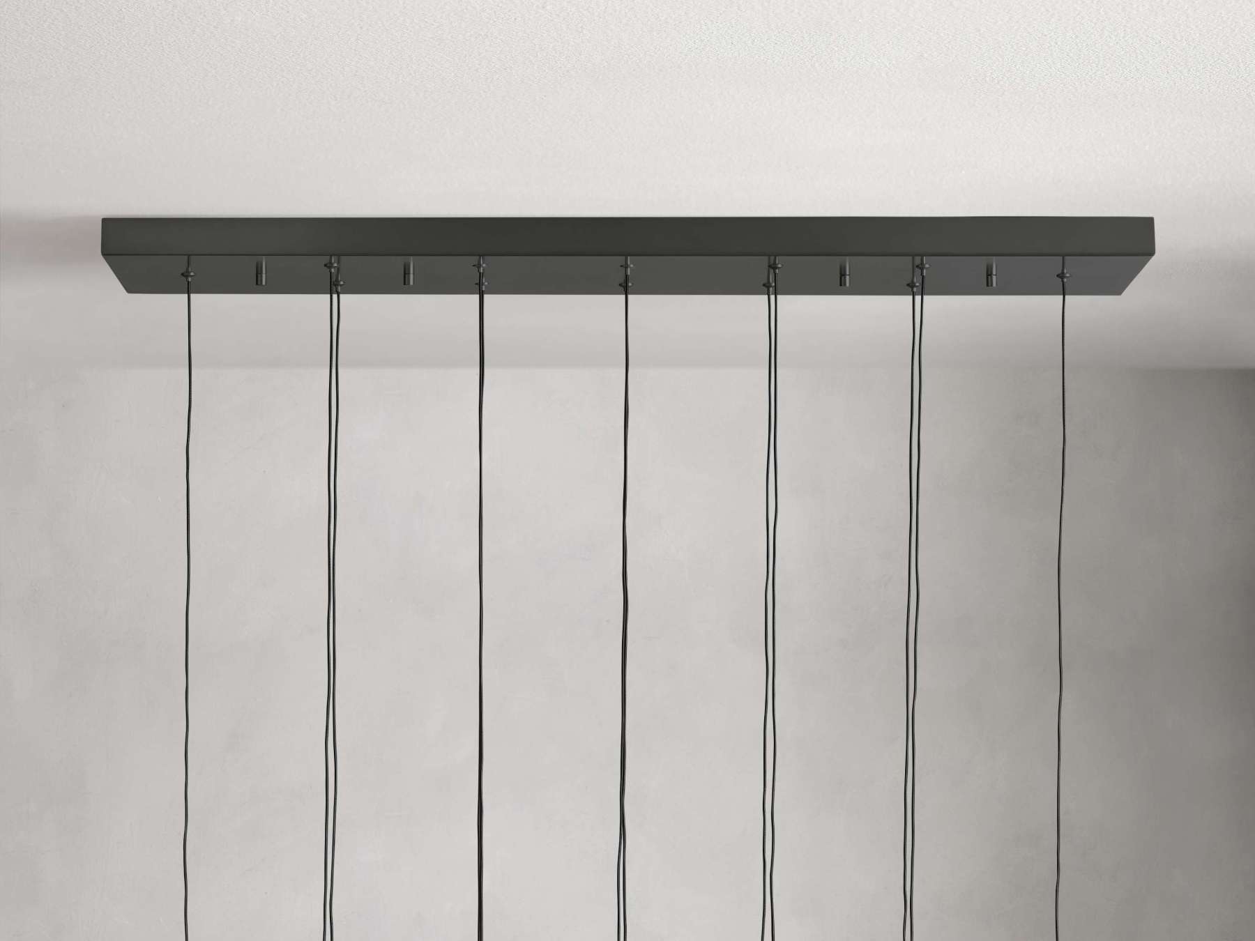 Solitaire Linear Chandelier-VaseLamps