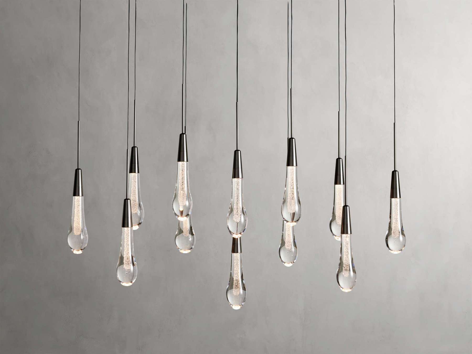 Solitaire Linear Chandelier-VaseLamps