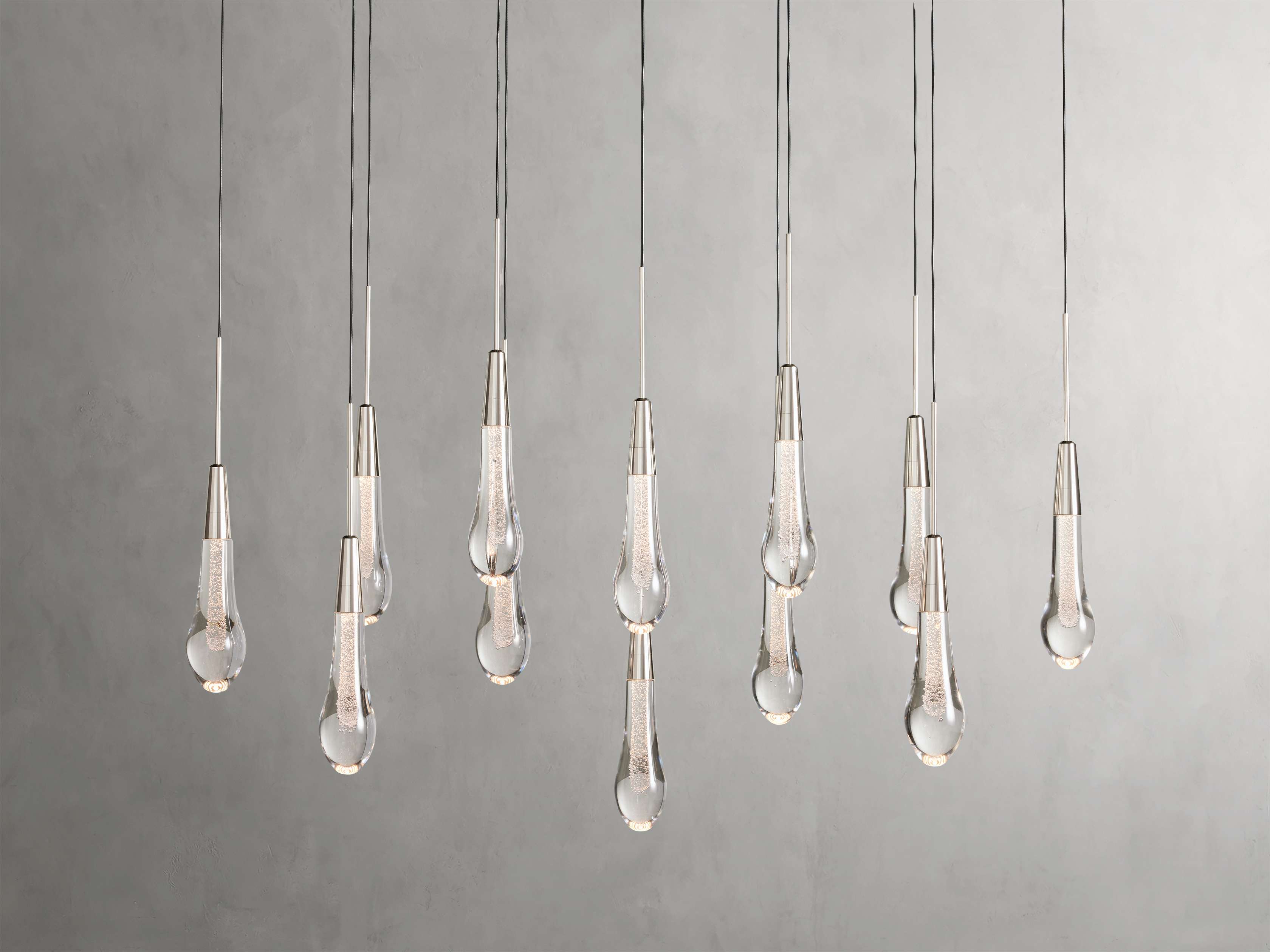 Solitaire Linear Chandelier-VaseLamps