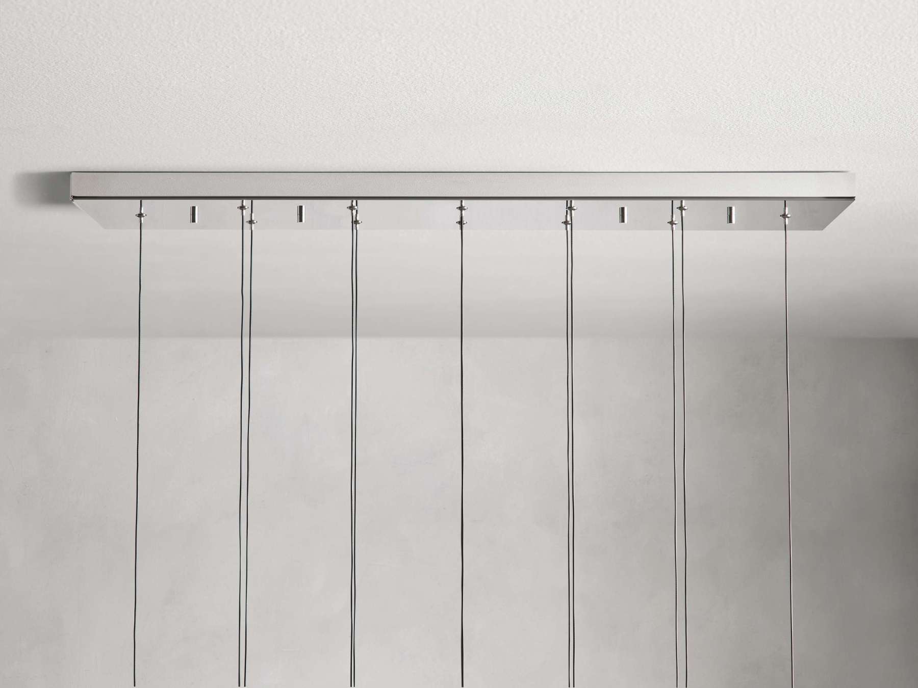 Solitaire Linear Chandelier-VaseLamps
