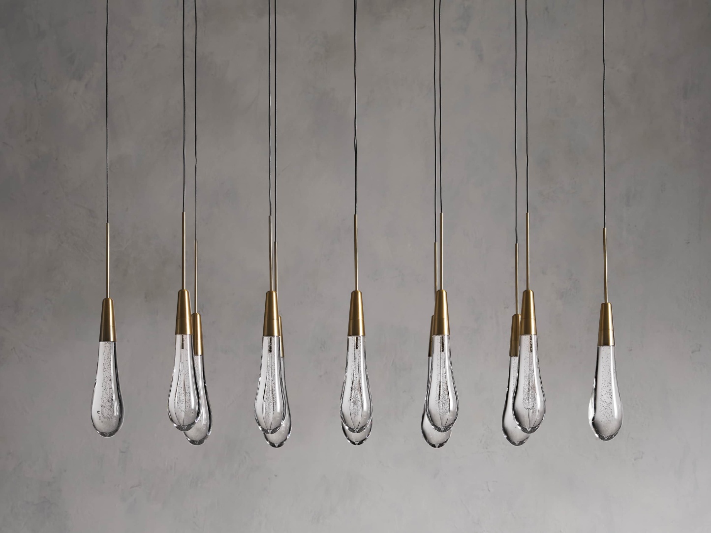 Solitaire Linear Chandelier-VaseLamps