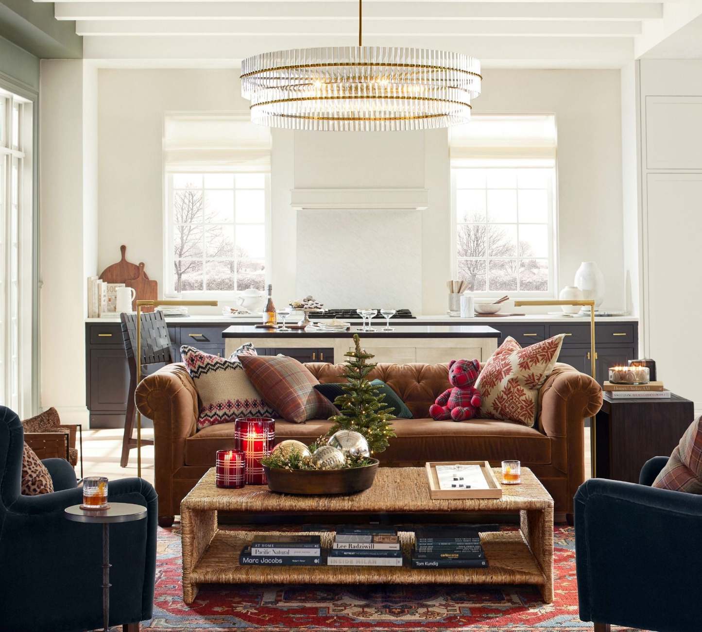 Molly Crystal Round Chandlier-VaseLamps