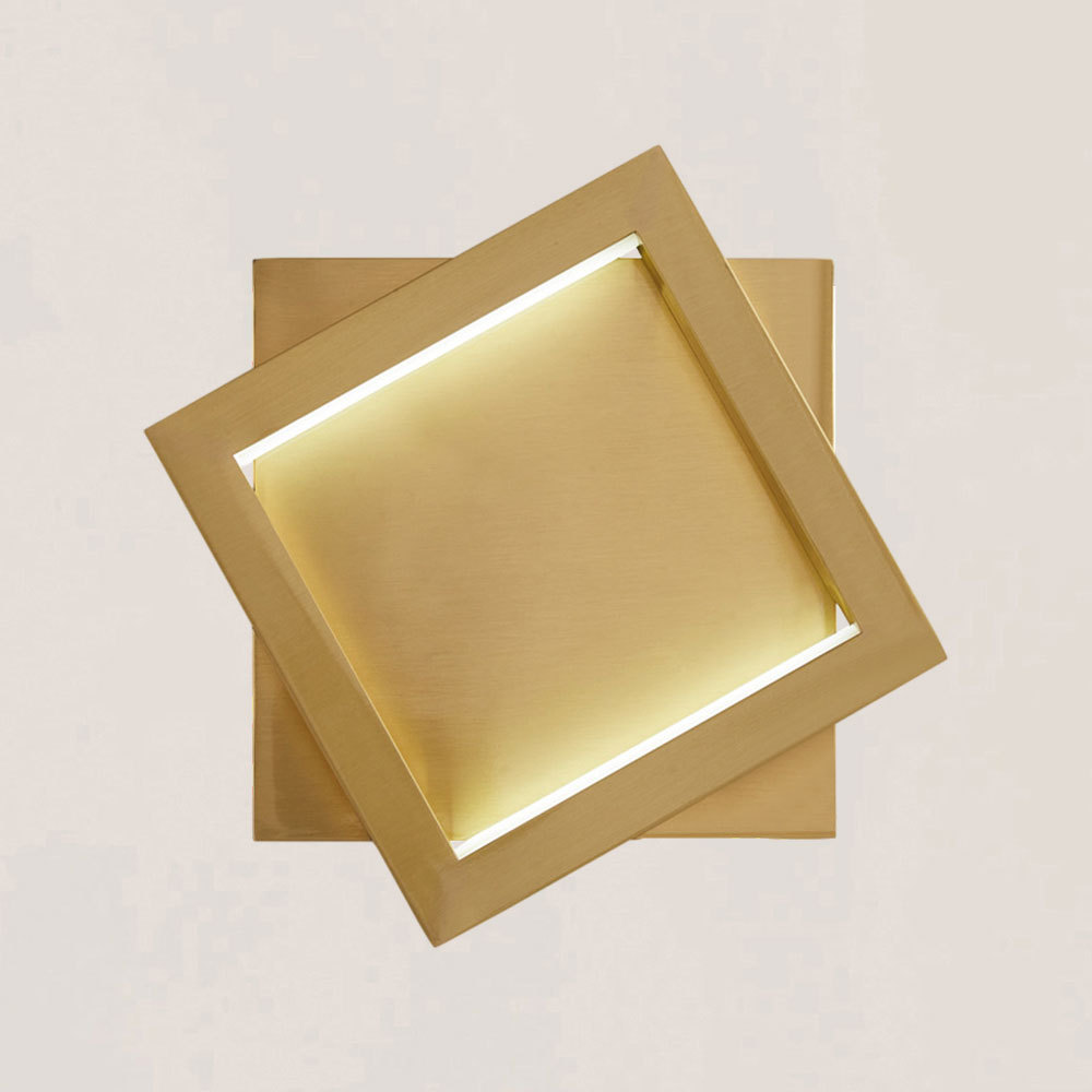 VASELAMPS - Simple Square Brass Wall Sconce-VaseLamps