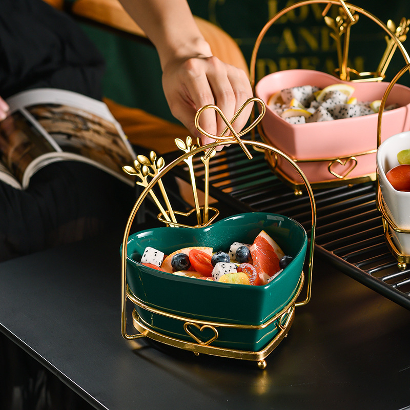 Creative Heart-Shaped Ceramic Salad Bowl