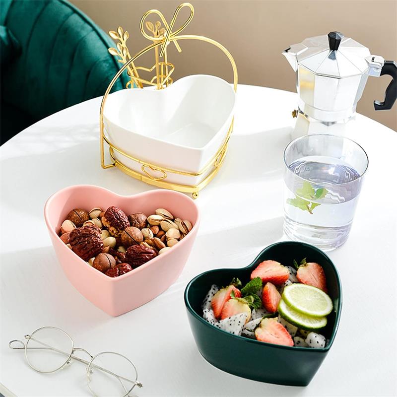 Creative Heart-Shaped Ceramic Salad Bowl