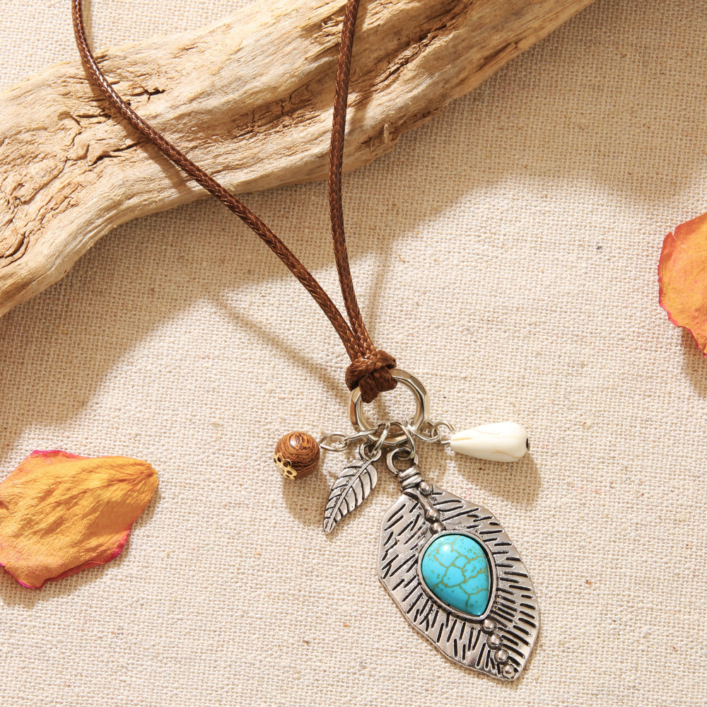 Vintage Bohemian Turquoise Shell Necklace