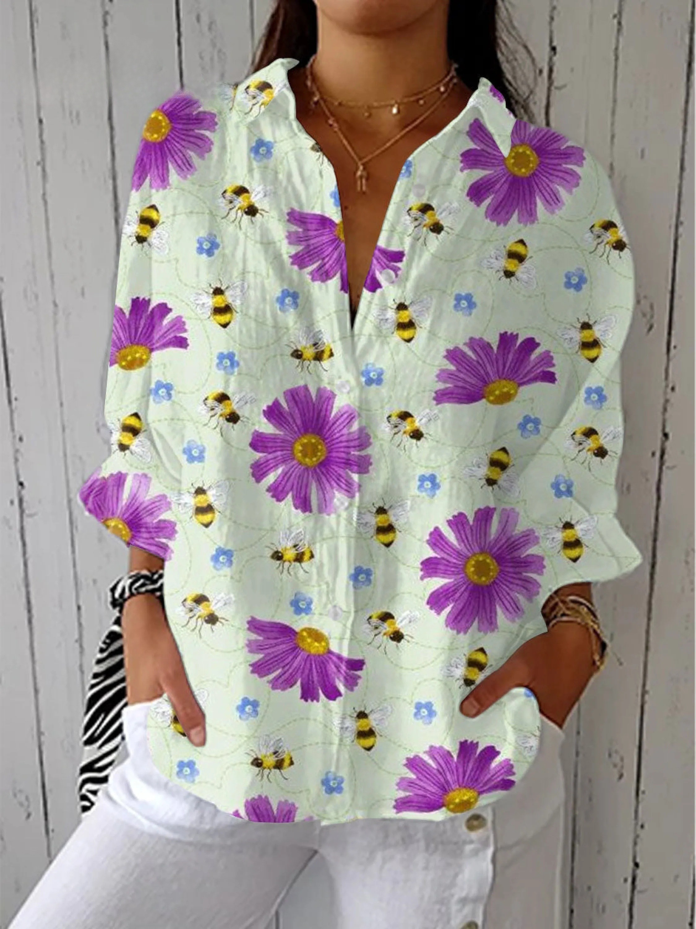 Women's  Vintage Bee Floral Art Print Casual V-neck Shirt
