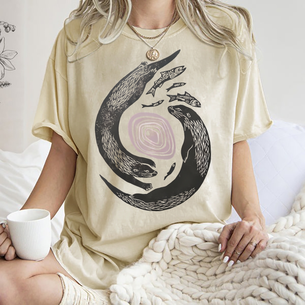 Unisex Vintage Fish Printed Washed Tee