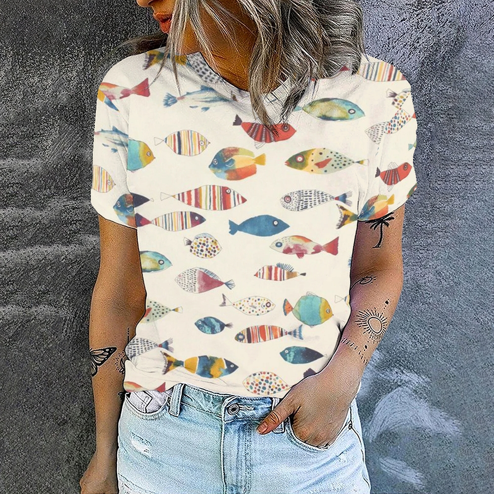 Women's Colorful Geometric Fish Printed Round Neck T-Shirt