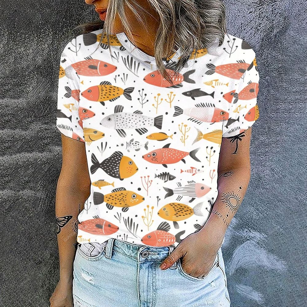 Women's Colorful Cartoon Fish Printed Round Neck T-Shirt