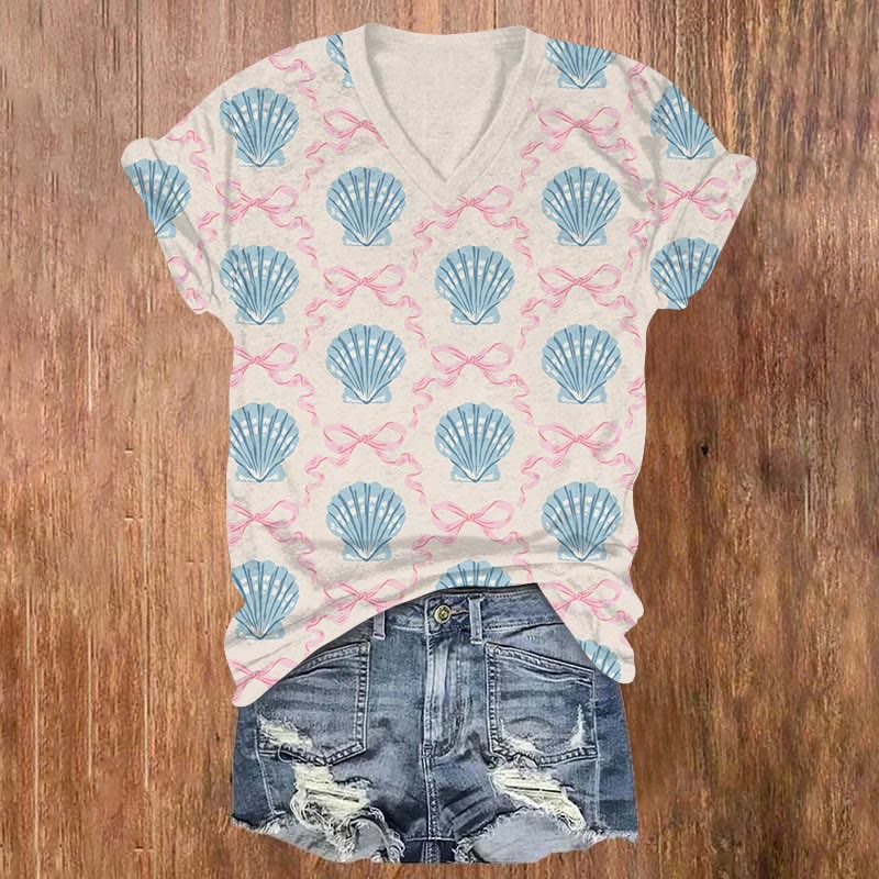 Vintage Pink Bow Shells Art Print V-neck T-shirt