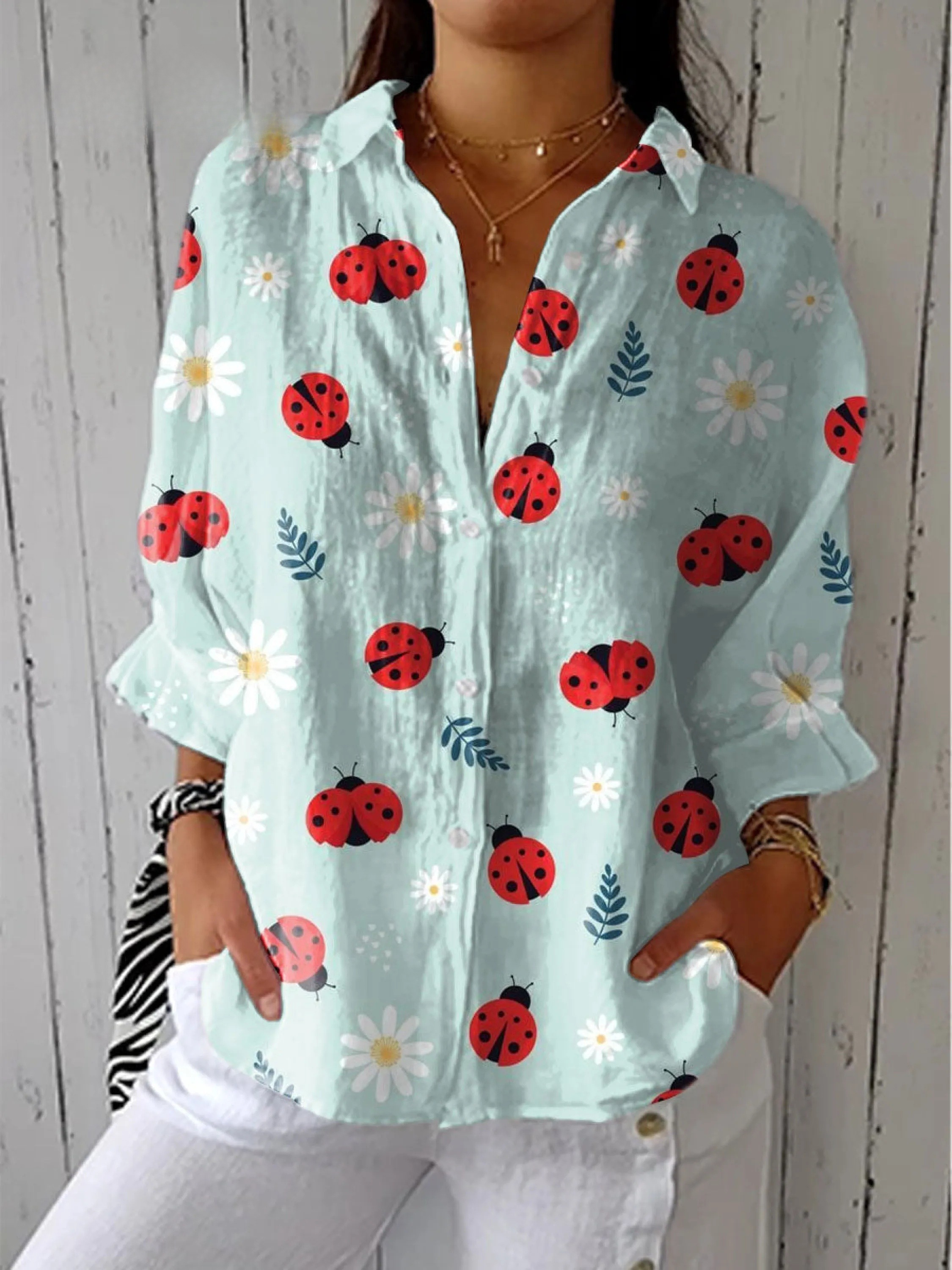 Women's Fashion Insect and Flower Art Print Casual V-neck Shirt