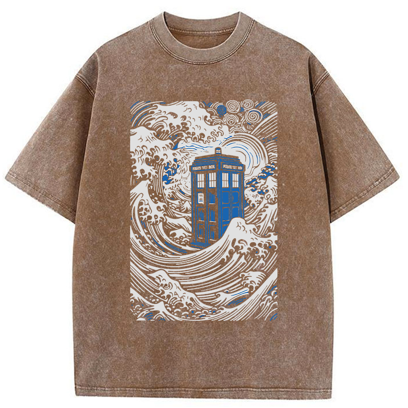 The Great Wave Off Tardis Washed T-Shirt