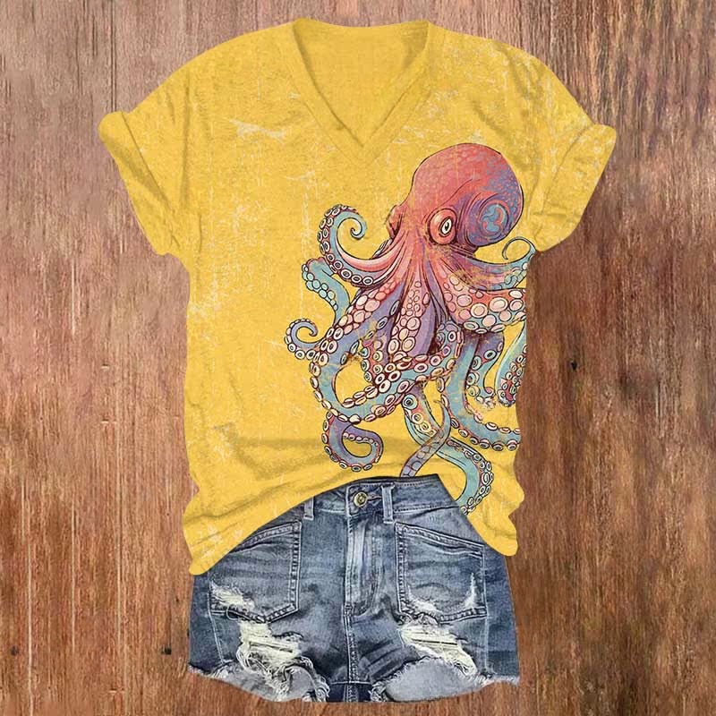 Japanese Funny Dazed Octopus Art Print V-neck T-shirt