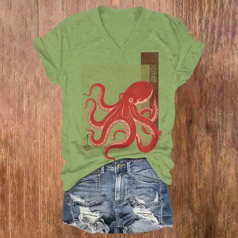 Japanese Cute Red Octopus Art Print V-neck T-shirt