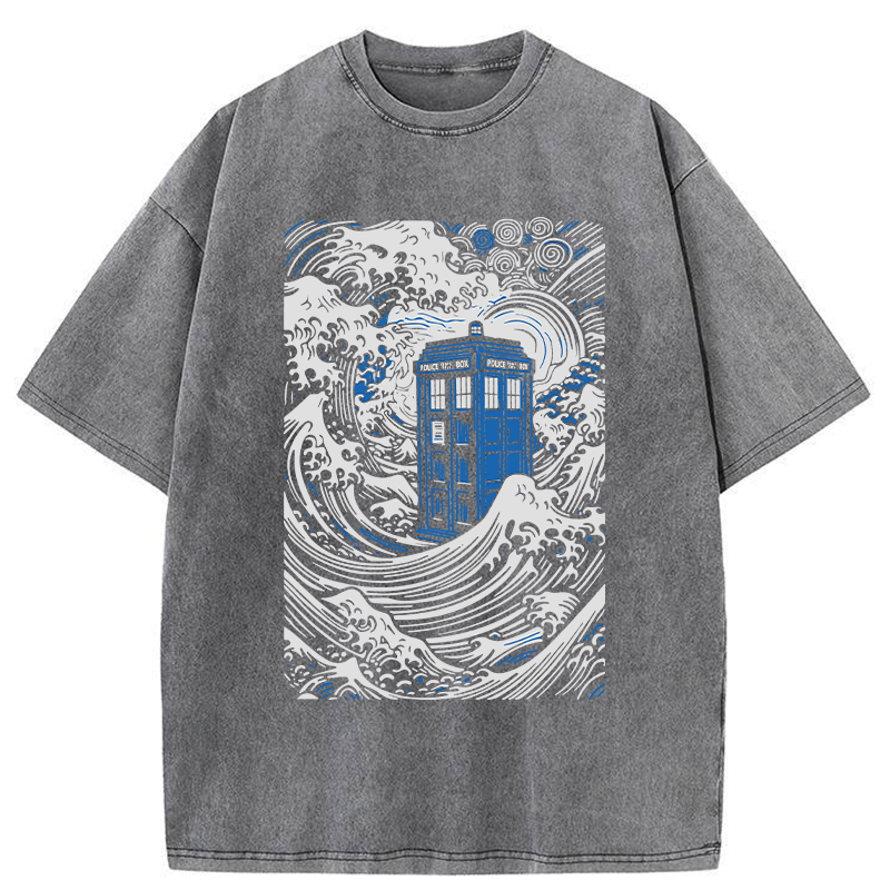The Great Wave Off Tardis Washed T-Shirt