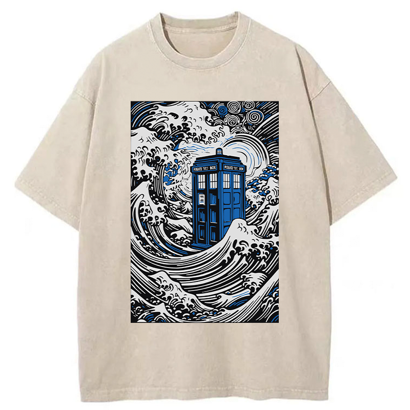 The Great Wave Off Tardis Washed T-Shirt