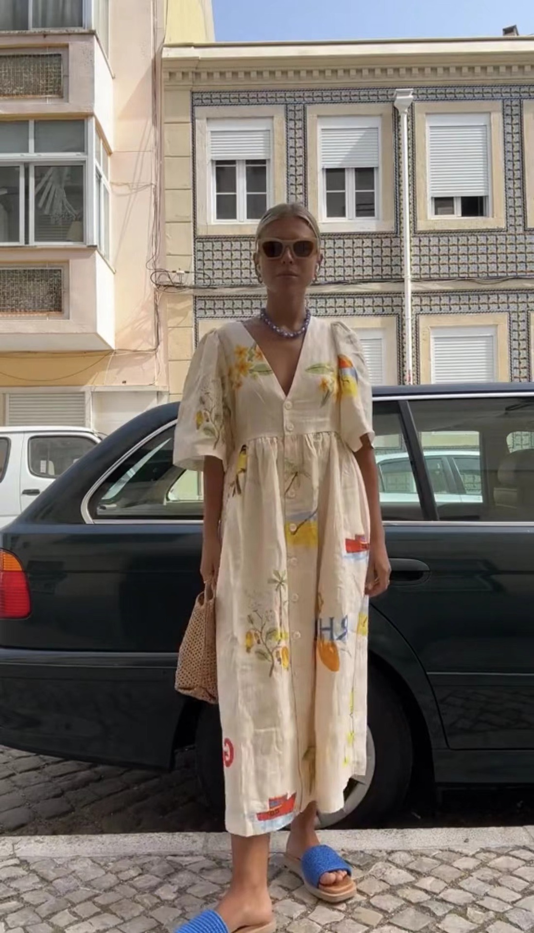 Fashionable printed V-neck cute short-sleeved loose dress