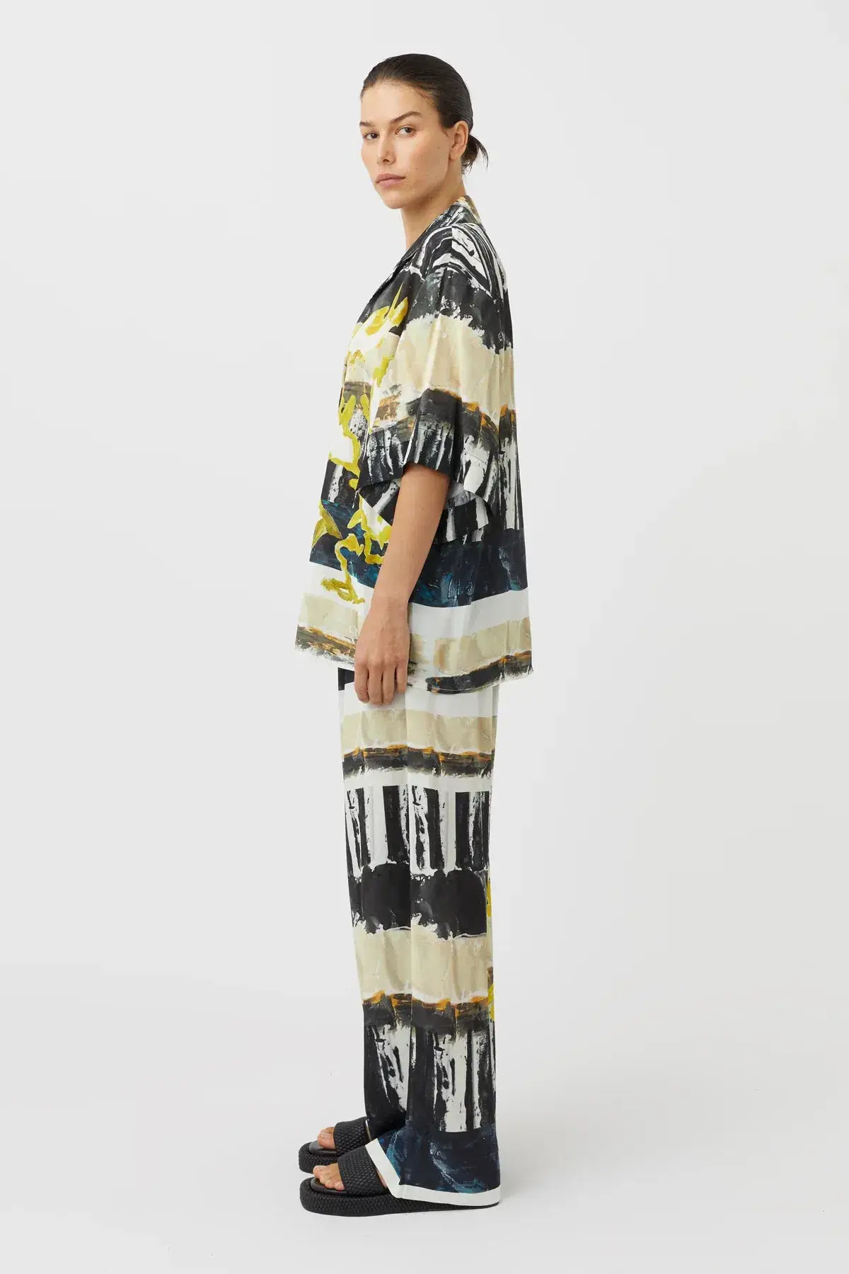Artist Printed Short Sleeve Shirt and Pant Set Size
