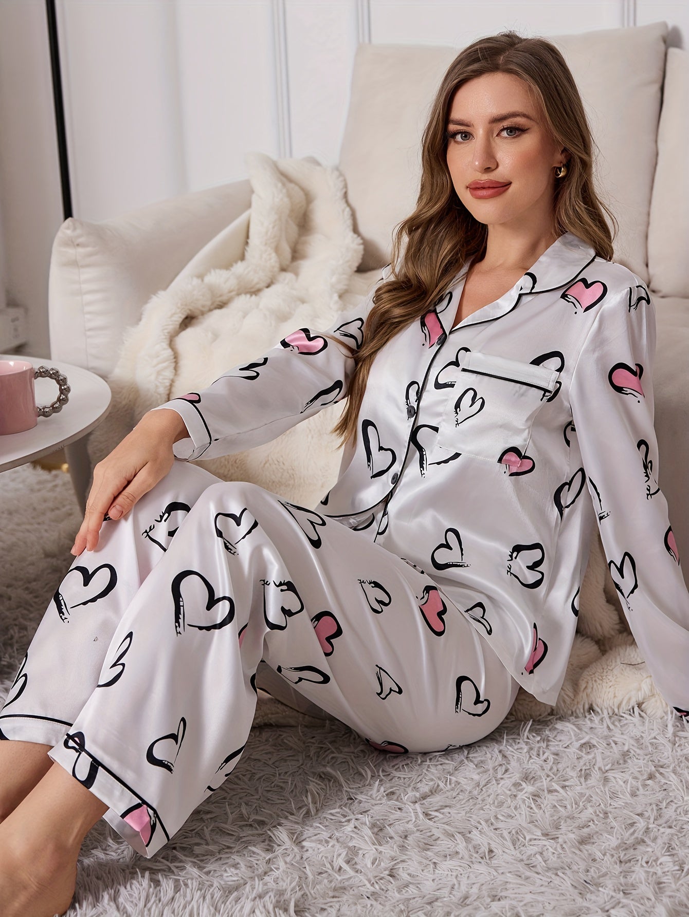 "Amore Elegante" Satin pajama set
