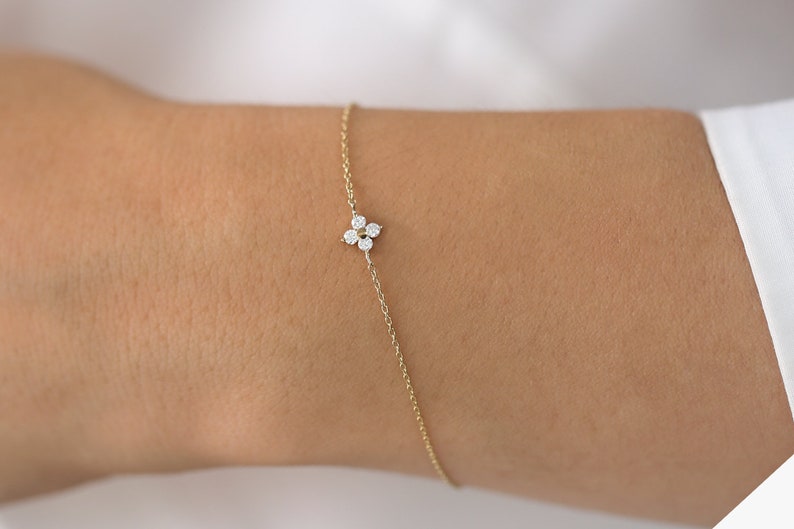 Clover Bracelet by Ferkos Fine Jewelry / Layering Bracelet / Birthday Gift Sale