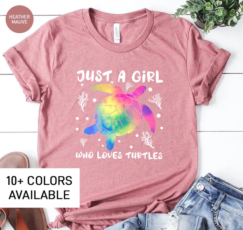 Women’s Sea Turtle Tee – Mother’s Day Gift & Turtle Lover Present