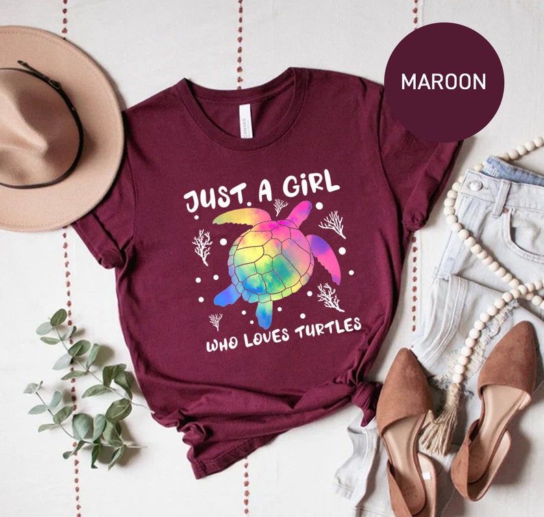 Women’s Sea Turtle Tee – Mother’s Day Gift & Turtle Lover Present