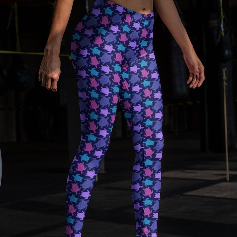 Sea Turtle Print Leggings