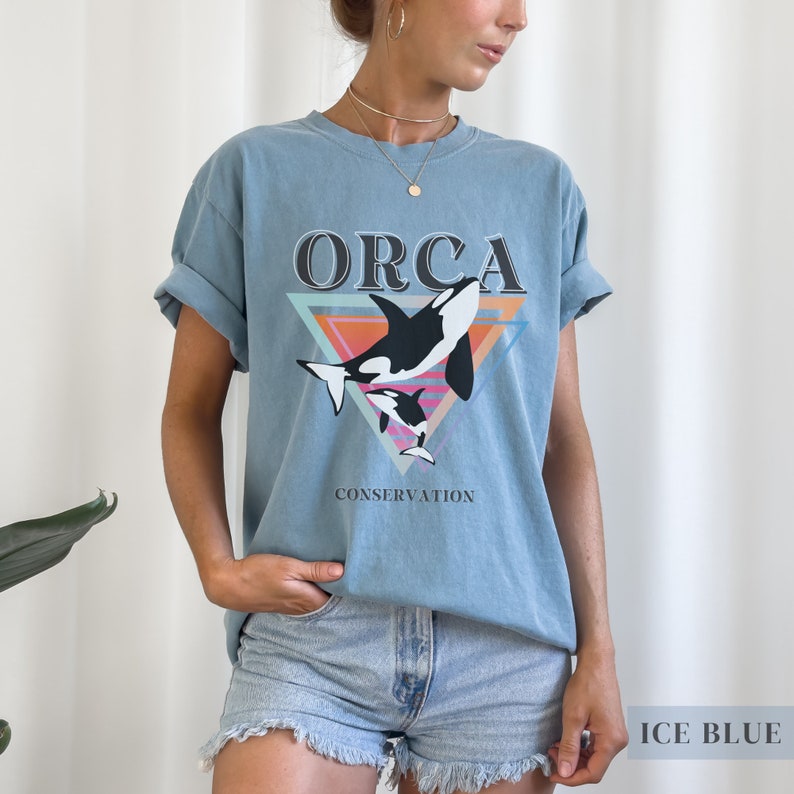 Retro 90s Orca T-Shirt | Ocean/Sealife/Nature/Wildlife Conservation Tee Shirt | Gift For Killer Whale/Dolphin Lover | PNW Oversized Pullover