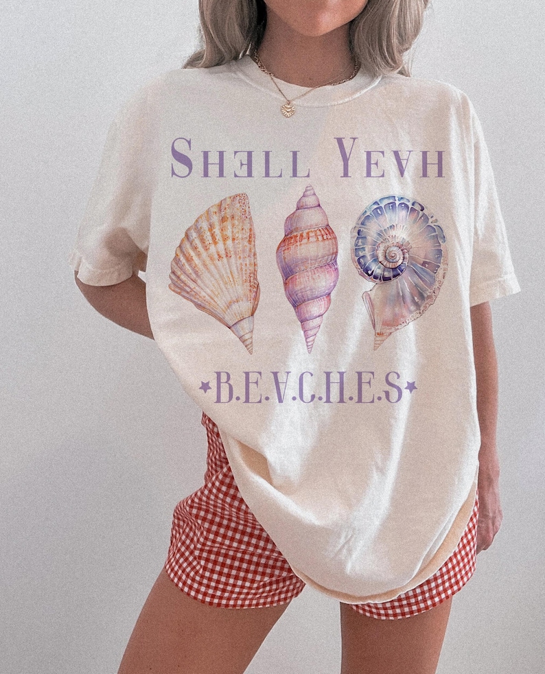 Summer Beach Vibes: Shell & Coconut Girl Aesthetic T-shirt