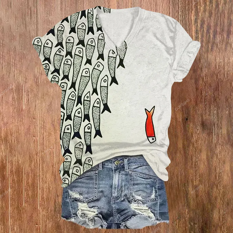 Cute Simple Fish Art Print V-neck Women's T-shirt