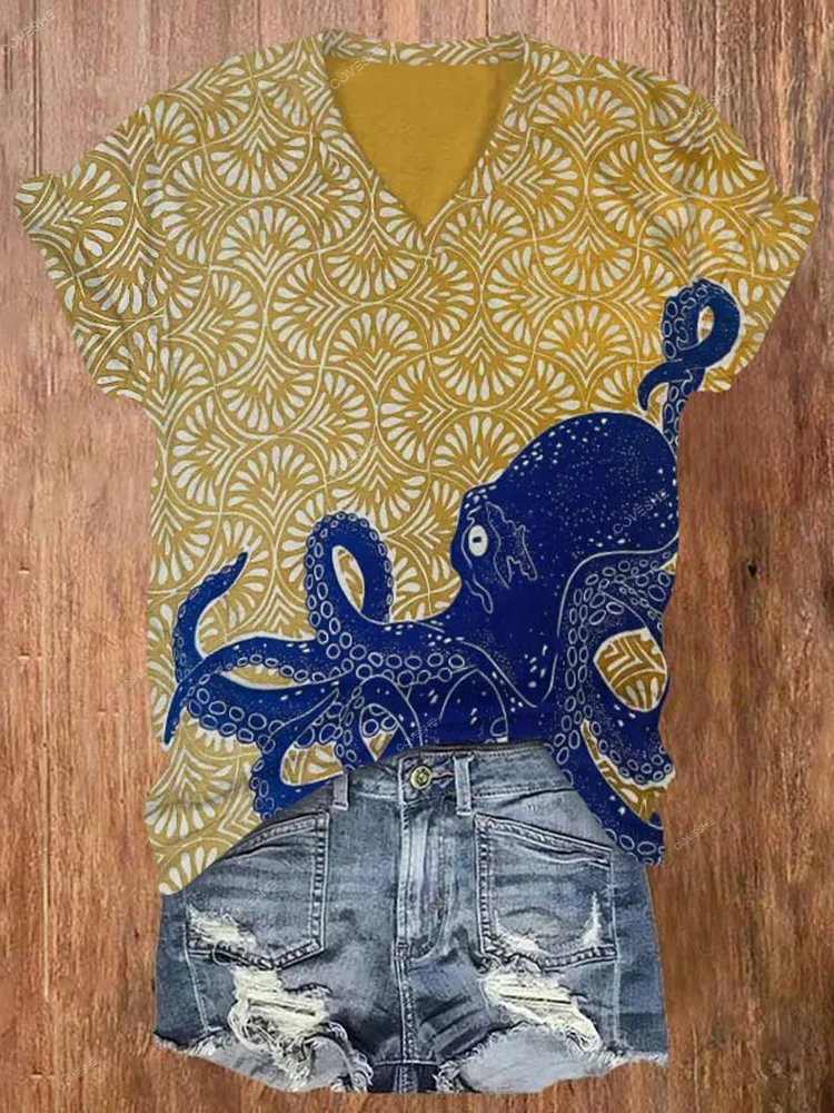 Japanese Style Octopus Art Print V-Neck T-Shirt