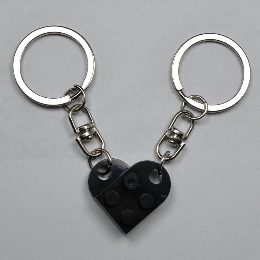 🔥2025 Hot Sale 49% OFF - Brick Heart Keychain Set