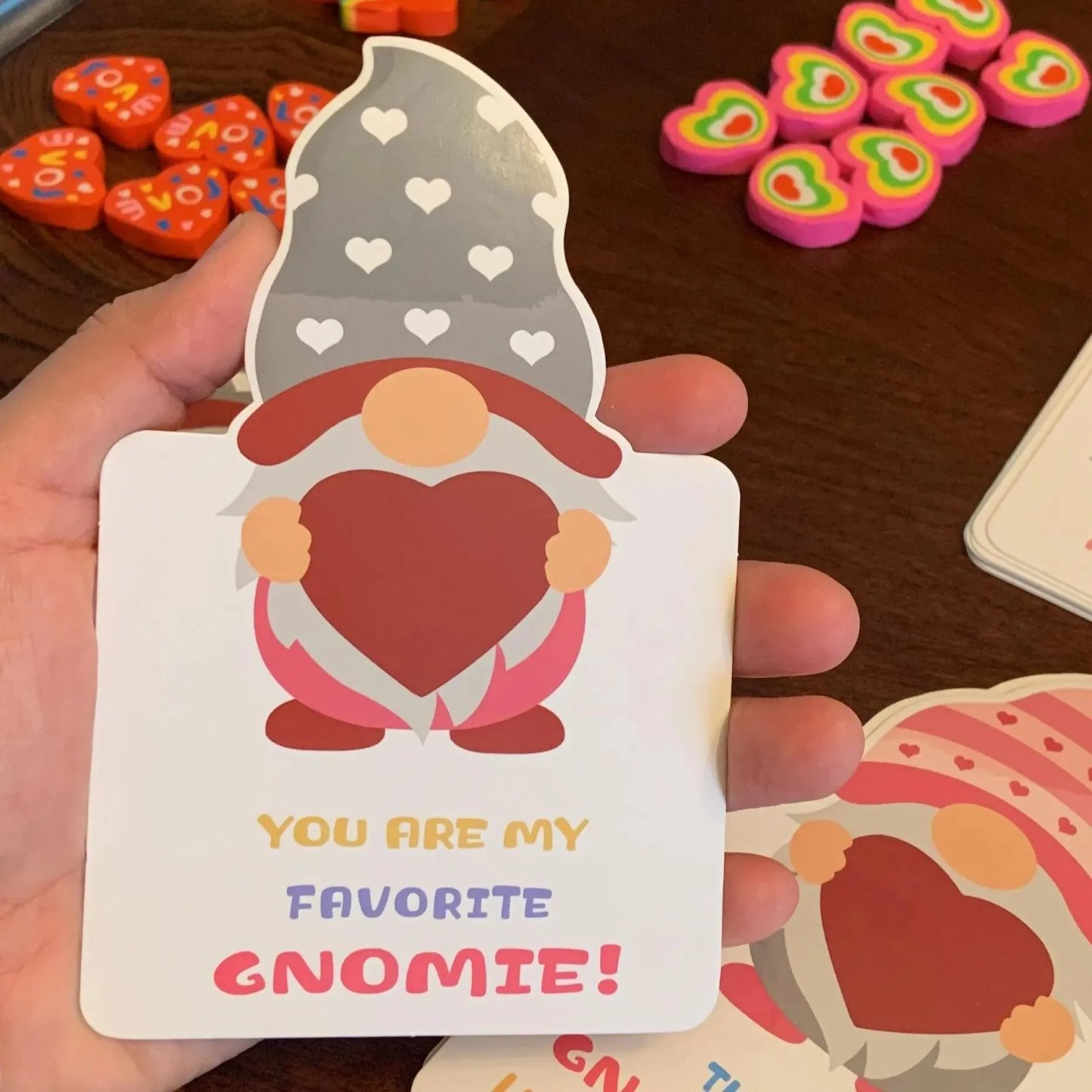 🔥2025 New Year Sale 49% OFF - 24 Pack Gnomes Heart Erasers Valentine Card