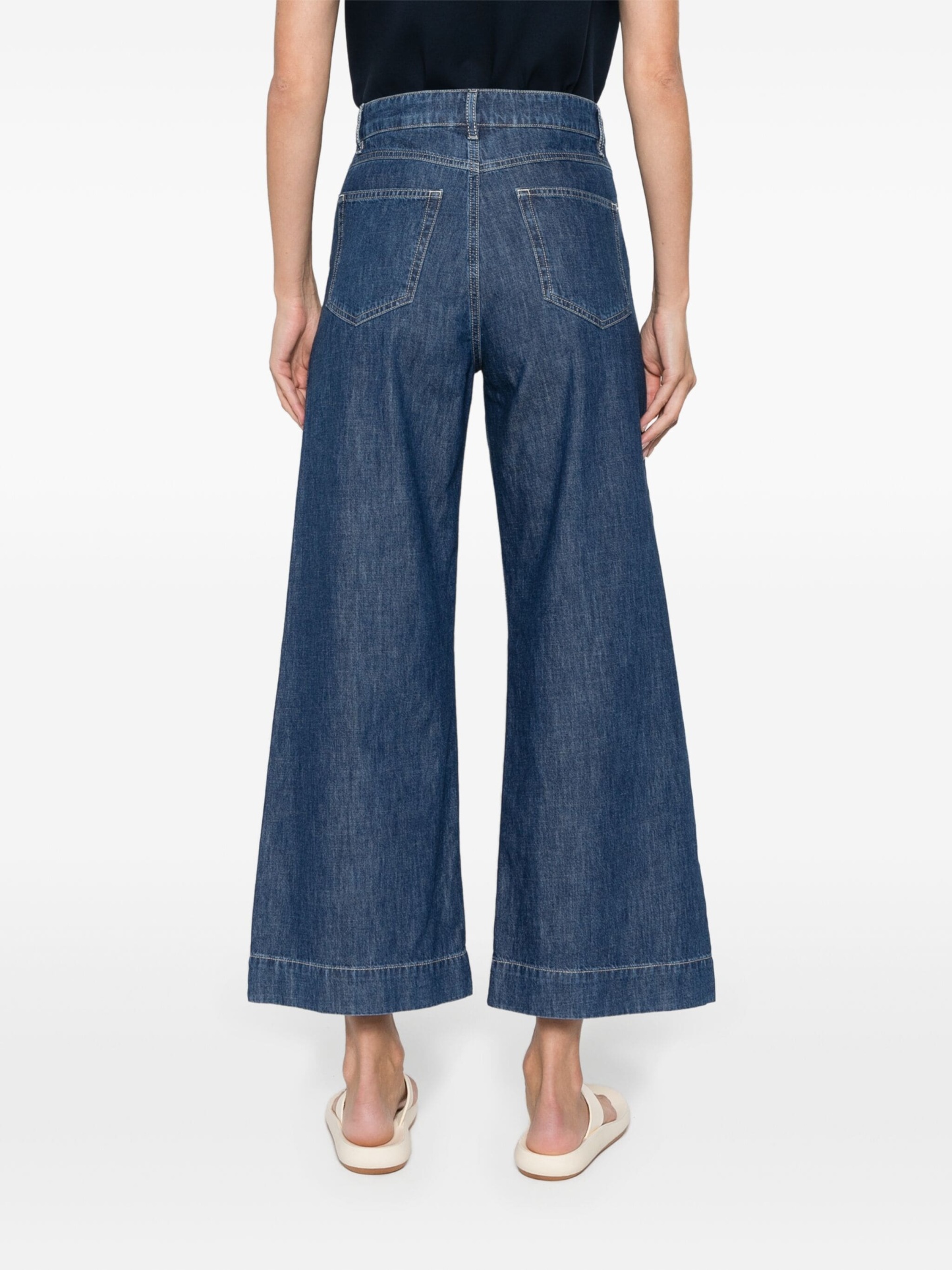 Sustainable waistband straight leg jeans