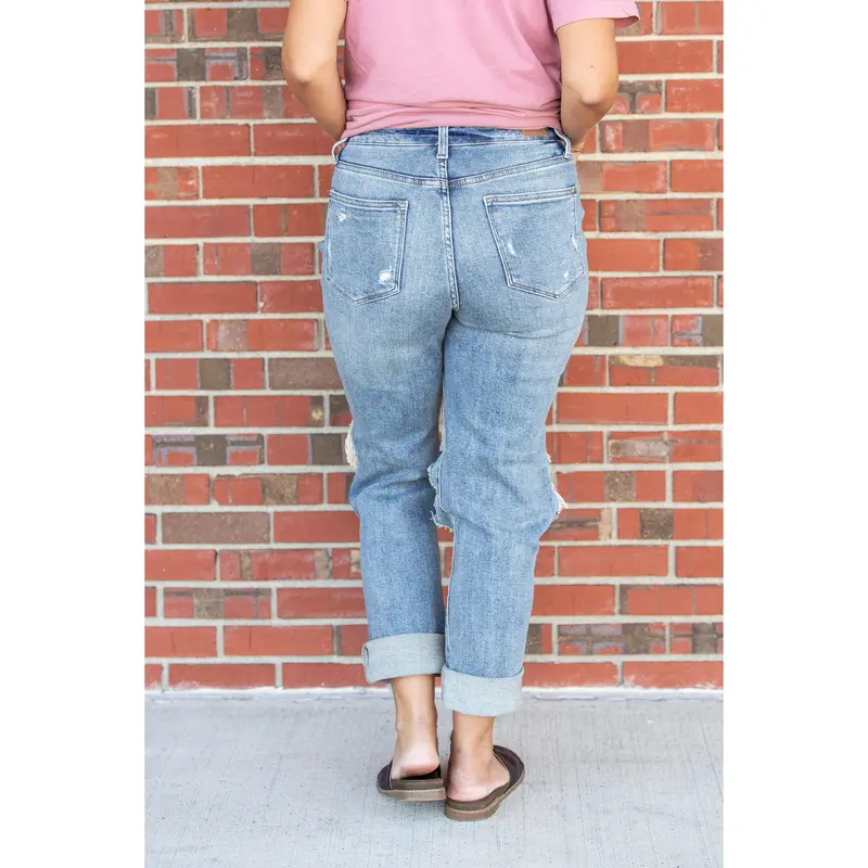 Distressed Frayed Trim Straight Leg Jeans(2 Free Shipping)