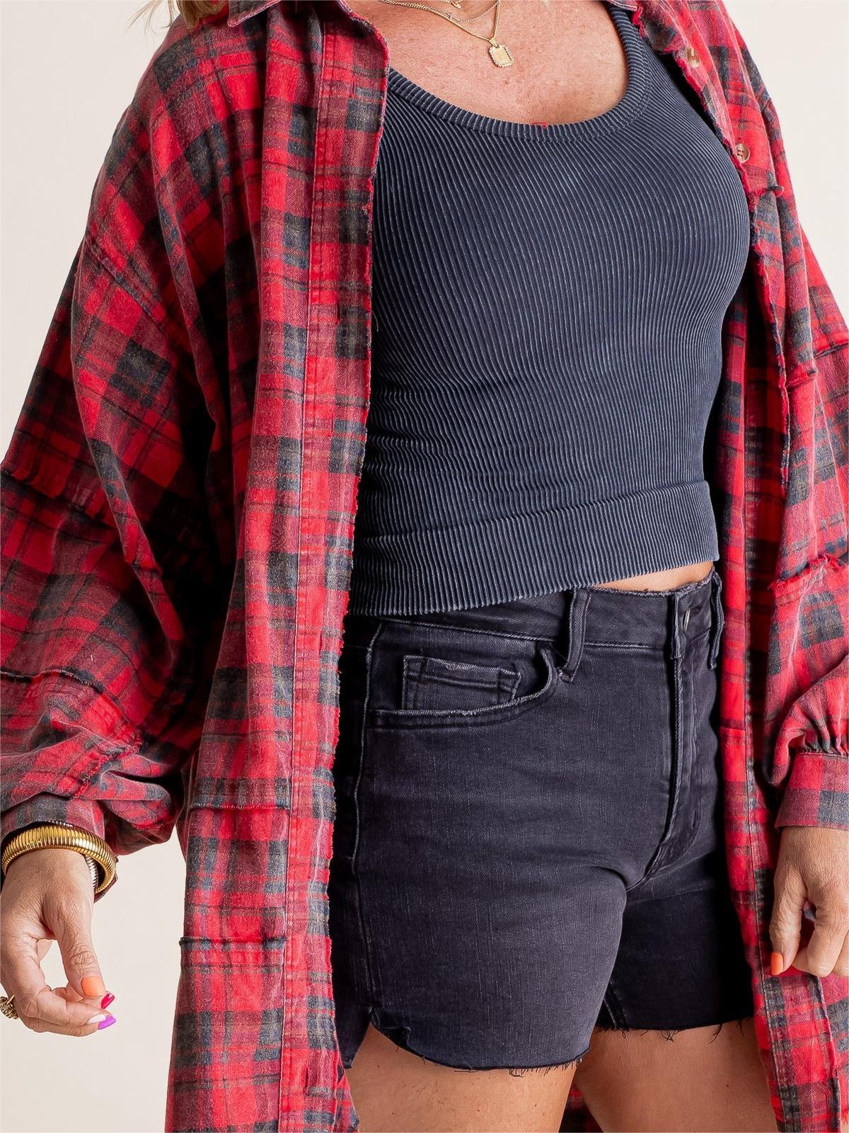 🍁Fall Sale-Women's Seams Raw Edge Washed Oversized Shirt Jacket with Pockets(BUY 2 FREE SHIPPING)