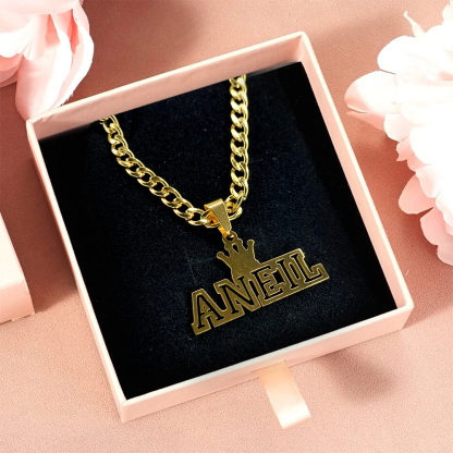 Personlized Crown Pendant Name Necklace